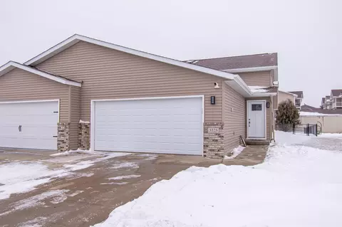 3525 Eagle Run Ln, West Fargo, ND 58078