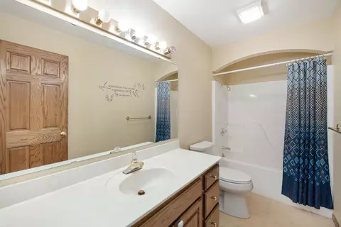 Bath - 610 6th St, Page, ND 58064 photo 1 of 3