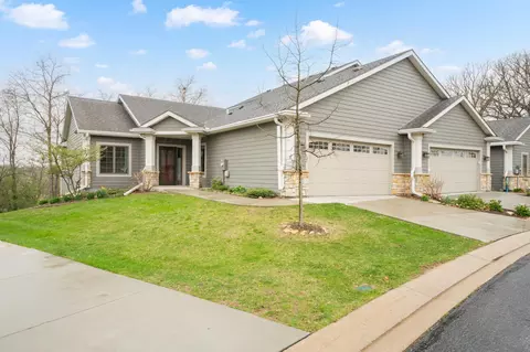 522 Panorama Cir NW, Rochester, MN 55901