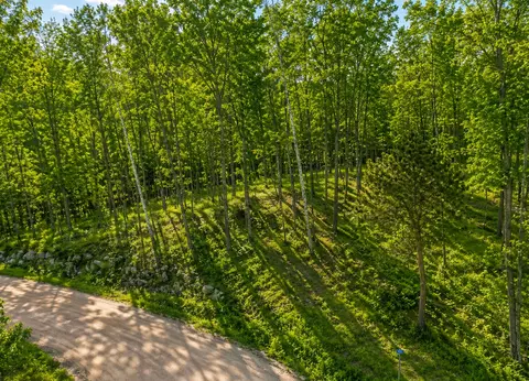 480 Ridgeway Ln, Walker, MN 56484 photo 2