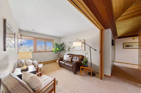 330 5th Ave SW, Faribault, MN 55021 photo 7