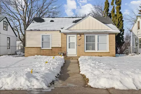 4933 Fremont Ave N, Minneapolis, MN 55430