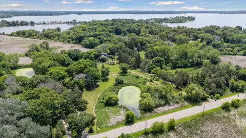940 S Brown Rd, Wayzata, MN 55391