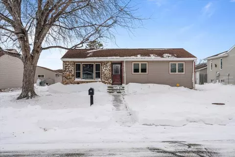 729 5th St S, Wahpeton, ND 58075