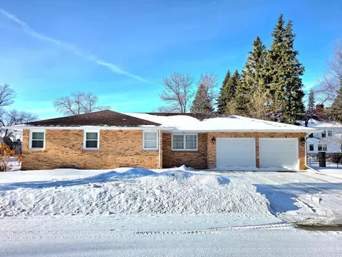Exterior - 409 1st Ave E, Ada, MN 56510 photo 2 of 3