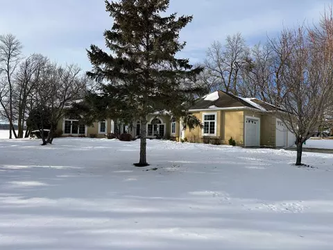 43555 E Paul Lake Dr, Perham, MN 56573