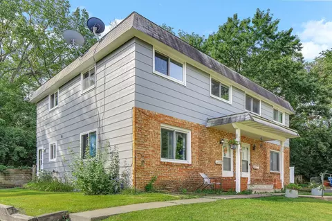 508 Shadyside Cir, Hopkins, MN 55343