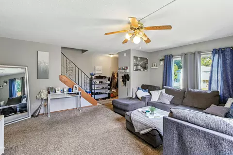 508 Shadyside Cir, Hopkins, MN 55343