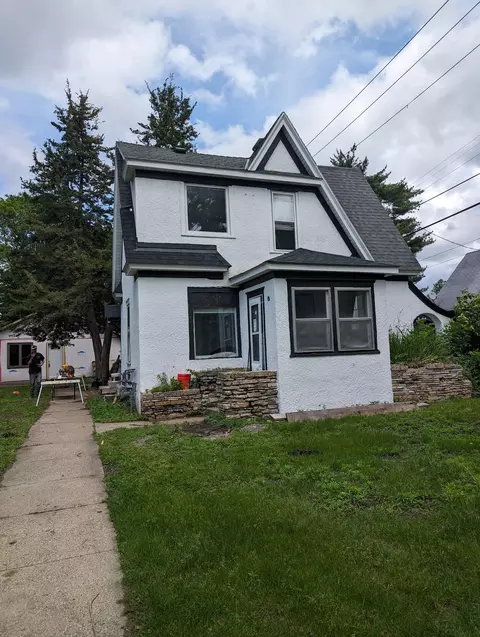 302 48th St E, Minneapolis, MN 55419