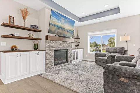 347 Riverview Cir, Hanover, MN 55341 photo 6