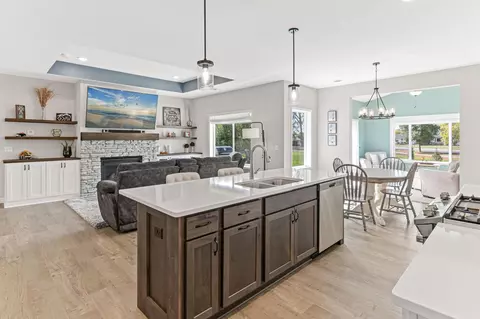 347 Riverview Cir, Hanover, MN 55341 photo 10