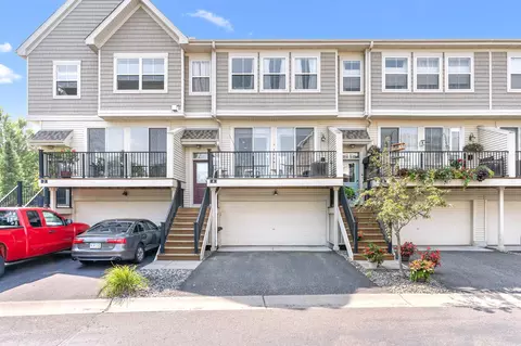 4735 Victor Path #4, Hugo, MN 55038