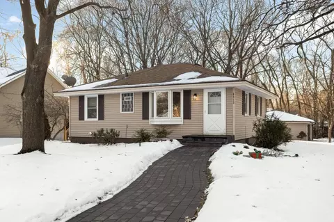 6513 Delaney Ave, Inver Grove Heights, MN 55076