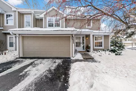 5228 Silver Maple Cir, Hopkins, MN 55343