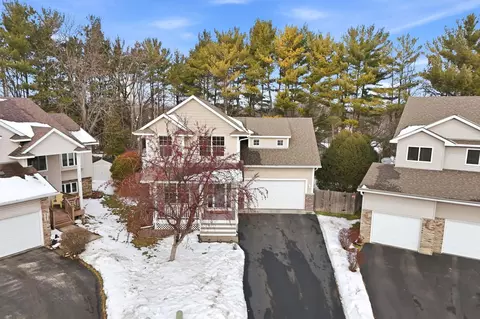 9307 Niagara Ln N, Maple Grove, MN 55369