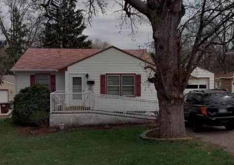 1321 Sibley St, Hastings, MN 55033