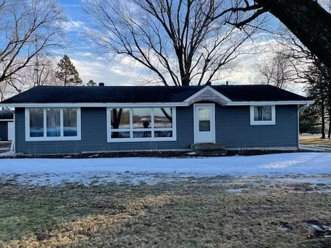 15246 Old Hwy 14, Waseca, MN 56093