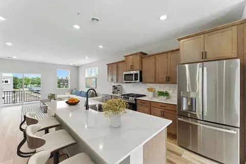 23136 Willow Dr, Rogers, MN 55374