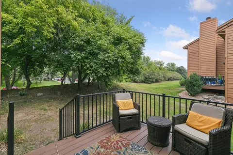 Exterior - 1603 Raindrop Dr, Eagan, MN 55121 photo 6 of 8