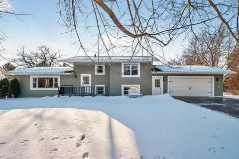 3610 211th Ln NW, Oak Grove, MN 55303