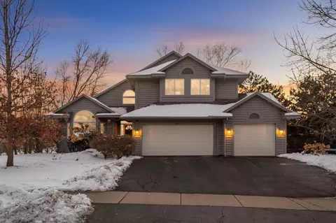 8827 Flesher Cir, Eden Prairie, MN 55347