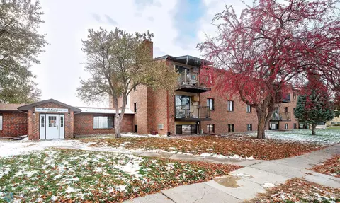 404 NW 1st Ave NW #N, Dilworth, MN 56529