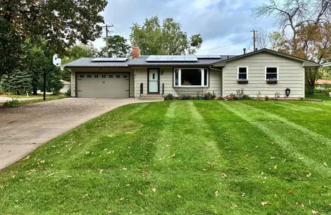 91 65 12 Way NE, Fridley, MN 55432