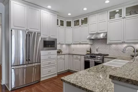 Kitchen - 4834 Steeplechase Cir, Eagan, MN 55122 photo 3 of 5