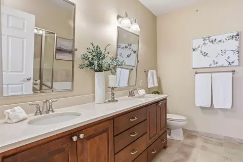 Bath - 4834 Steeplechase Cir, Eagan, MN 55122 photo 1 of 5