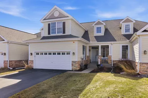 4834 Steeplechase Cir, Eagan, MN 55122