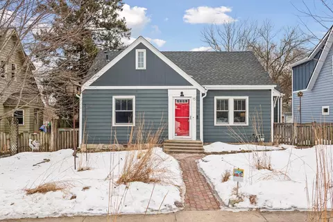 15 Upton Ave S, Minneapolis, MN 55405