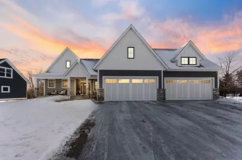 21009 Karoline Ct N, Forest Lake, MN 55025