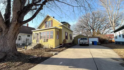 34 S Terrace N, Fargo, ND 58102