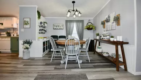 Dining - 704 1st St E, Milaca, MN 56353 photo 5 of 7