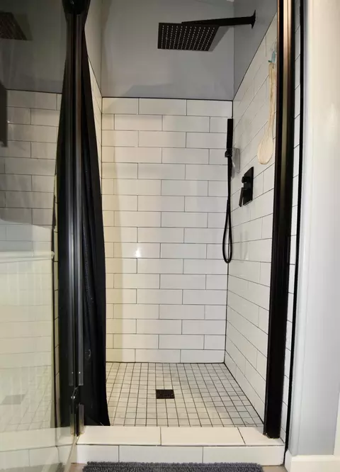 Bath - 704 1st St E, Milaca, MN 56353 photo 4 of 5