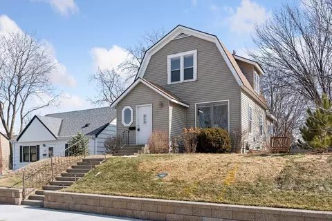 133 10th Ave N, Hopkins, MN 55343