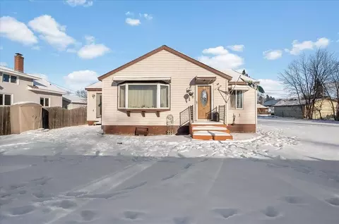 5219 E 2nd St, Superior, WI 54880