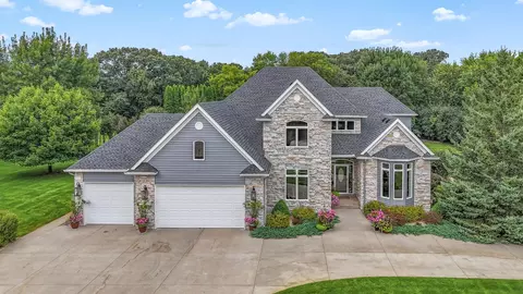 Exterior - 2607 Regal Rd, Saint Cloud, MN 56301 photo 2 of 25