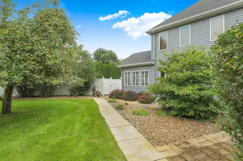 Exterior - 2607 Regal Rd, Saint Cloud, MN 56301 photo 6 of 25