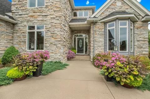 Exterior - 2607 Regal Rd, Saint Cloud, MN 56301 photo 11 of 25