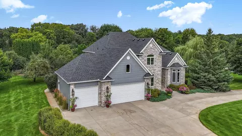Exterior - 2607 Regal Rd, Saint Cloud, MN 56301 photo 15 of 25