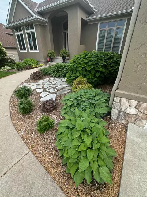 Exterior - 1207 Adrian Dr, Chaska, MN 55318 photo 49 of 50