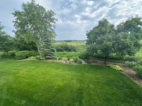 Exterior - 1207 Adrian Dr, Chaska, MN 55318 photo 42 of 50