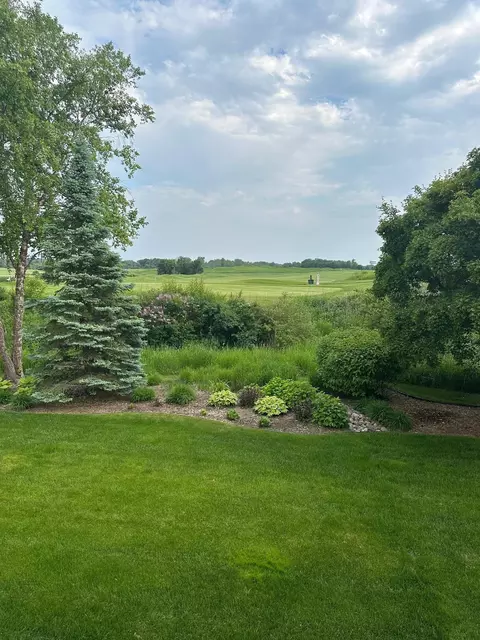 Exterior - 1207 Adrian Dr, Chaska, MN 55318 photo 48 of 50