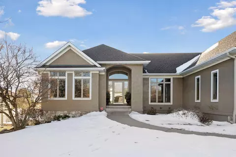 Exterior - 1207 Adrian Dr, Chaska, MN 55318 photo 17 of 50