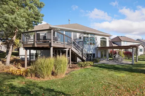 Exterior - 1207 Adrian Dr, Chaska, MN 55318 photo 25 of 50