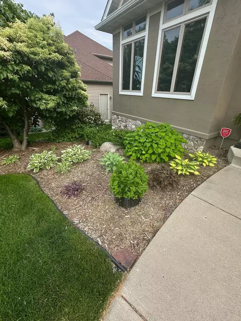 Exterior - 1207 Adrian Dr, Chaska, MN 55318 photo 50 of 50