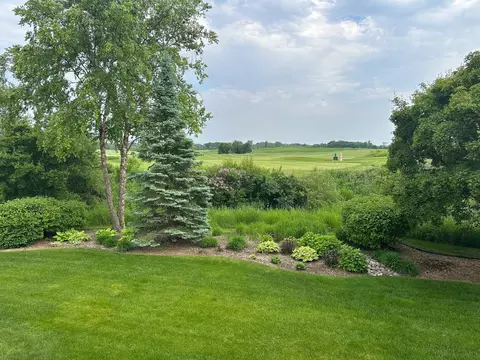 Exterior - 1207 Adrian Dr, Chaska, MN 55318 photo 47 of 50