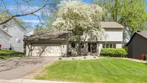 7930 Rhode Island Cir, Bloomington, MN 55438