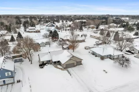 View/Area - 509 9th St SW, Braham, MN 55006 photo 1 of 2